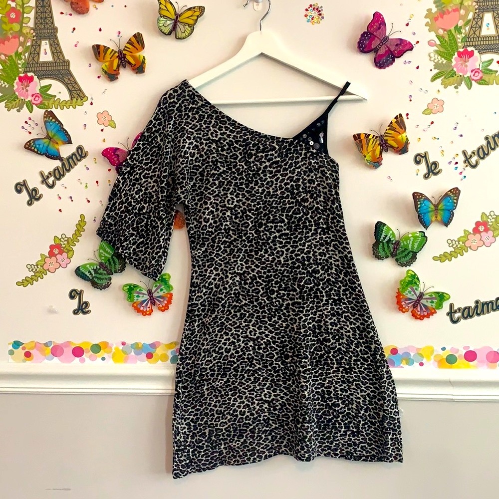 ❣️Leopard print asymmetrical shoulder great dress